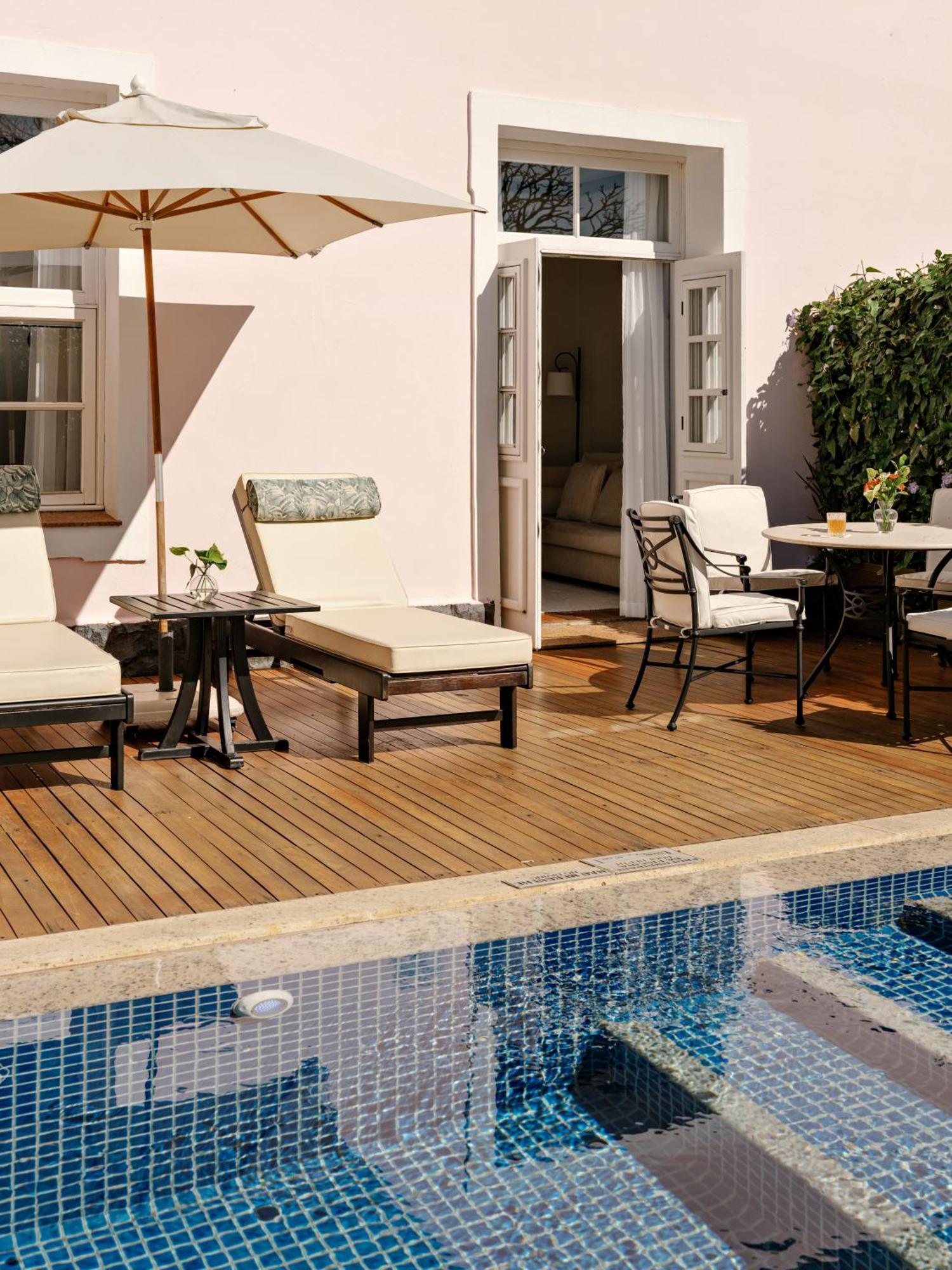 Hotel Das Cataratas, A Belmond Hotel, Iguassu Falls Foz do Iguaçu Dış mekan fotoğraf A composite wood deck